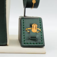 طقم ذهب عيار 21 وزن 8.56 جرام