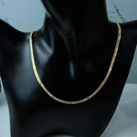 سلسال ذهب فلات يلبس وجهين عيار 18 وزن 6.6 جرام