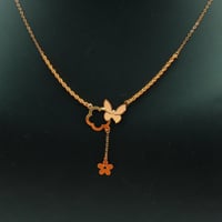 طقم ذهب ناعم عيار 21 وزن 3.51 جرام بتصميم فراشة