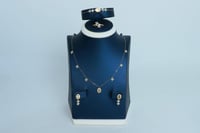 طقم ذهب تصميم الماس عيار 18 وزن 4.2 جرام