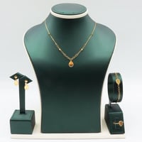 طقم ذهب ناعم عيار 18 وزن 6.19 جرام – تصميم راقي لل...