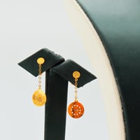 طقم ذهب عيار 21 تصميم تراثي وزن 11.65 جرام بإطلالة...