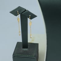 طقم ذهب عيار 21 بتصميم الفان كليف وزن 10.24 جرام