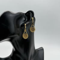 حلق ذهب ليزر عيار 21 وزن 3.5 جرام