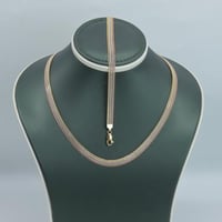 كلكشن عقد واسوارة ذهب صافي مكس الوان عيار 18 وزن 1...