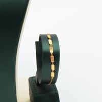 طقم ذهب نواعم عيار 21 بسلسلتين وقلادة أنيقة - بوزن...