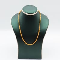 عقد ذهب مبروم ثقيل عيار 21 وزن 11.89 جرام بتصميم ف...