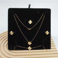 طقم ذهب الفان كليف عيار 21 وزن 8.2جرام