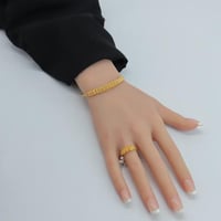 سوارة ذهب الدوريكاء مع الخاتم عيار 21 وزن 7.61 جرا...