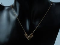 سلسال ذهب عشق بالخط العربي تصميم الماسي عيار 18 وز...