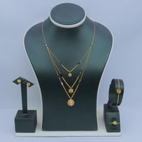 طقم ذهب الوردة ثلاثة دور عيار 21 وزن 7.07جرام