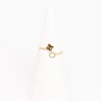 خاتم ذهب روبيرتو كوين تصميم الماسي نواعم عيار 18 و...