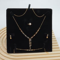 طقم ذهب الشومية ذهب صافي عيار 21 وزن 8.38 جرام