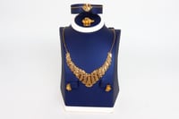 طقم ذهب طوق عيار 21 وزن 7.9 جرام