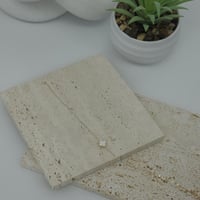 اسوارة فان كليف لون ابيض ذهب عيار 18