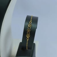 طقم ذهب كامل عيار 21 فخم بمخنق وزن 12.76 جرام