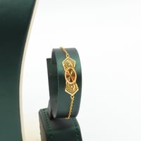 طقم ذهب جناح الصقر عيار 21 وزن 19.71 جرام بتصميم م...