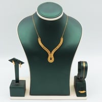 طقم ذهب الديور عيار 21 وزن 5.92 جرام بتصميم انسياب...