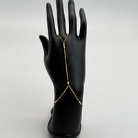 كف المبروم عيار 21 وزن 1.7 جرام