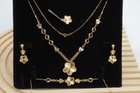 طقم ذهب عيار 21 وزن 18.78 جرام