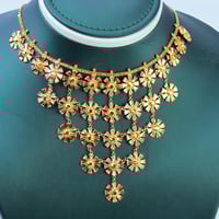 مخنق ذهب عيار 21 الرمش السادة وزن 12.61 جرام