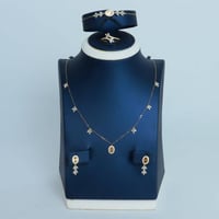 طقم ذهب تصميم الماس عيار 18 وزن 4.2 جرام