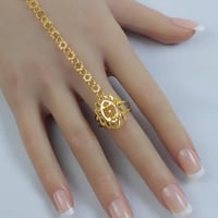 كف ذهب عيار 21 وزن 7.6 جرام