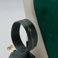 طقم ذهب بانثر تصميم الماس عيار 18 وزن 7.64 جرام