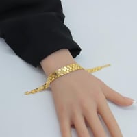 سوارة ذهب عيار 21 وزن 8.23 جرام