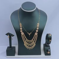 طقم ذهب عيار 21 وزن 8.35 جرام