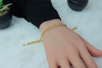 افضل اسوارة ذهب جنزير عيار 18 بوزن 3.1 جرام