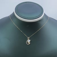 عقد ذهب عيار 18 نغمة الأناقة الألماسية وزن 1.1 جرا...