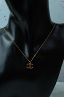 سلسال قوتشي ذهب عيار 21 وزن 1.5 جرام