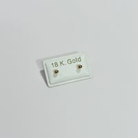 حلق طبي ذهب للمواليد عيار 18 وزن 0.3 جرام– تصميم ك...