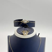 طقم ذهب تصميم الماسي عيار 18 وزن 7.44 جرام