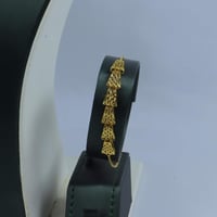 طقم ذهب عيار 21 بتصميم فريد بوزن 14 جرام