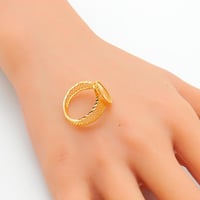 خاتم ذهب عيار 21 تصميم دائري أنيق وزن 2.5 جرام – ف...