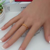 خاتم ذهب عيار 21 بتصميم الحبات بوزن 0.8 جرام