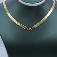 كلكشن عقد واسوارة الحرير ذهب عيار 18 تصميم ناعم وز...