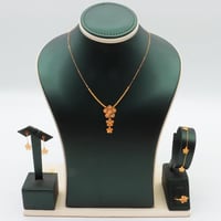 طقم ذهب ناعم عيار 21 وزن 3.54 جرام بتصميم زهري