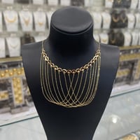 مخنق ذهب ناعم عيار 21 بتصميم فخم بوزن 4.28 جرام