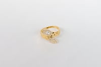 خاتم ذهب كيرفي عيار 18 تصميم الماسي فخم بوزن 1.9 ج...