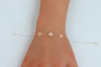 اساور فان كليف ذهب ملونه تصميم الماسي عيار 18 وزن...