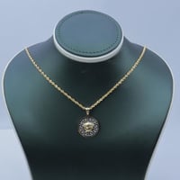 تعليقة مع سلسال ذهب عيار 18 فرزاتشي الدائري وزن 7...