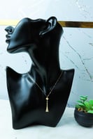 سلسال مارلي لون أزرق مميز ذهب عيار 18 وزن 2.2 جرام