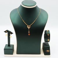 طقم ذهب عيار 21 تصميم قلب وزن 3.55 جرام بإطلالة نا...