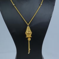 عقد ذهب عيار 21 فاخر وزن 10.3 جرام