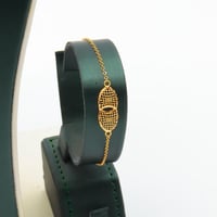 طقم ذهب عيار 21 وزن 6.78 جرام بتصميم منحني ناعم بن...