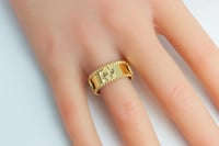 دبلة الفان كليف حجم عريض ذهب صافي عيار 18