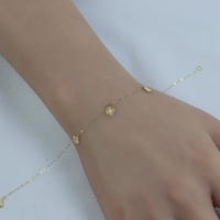 اسوارة ذهب ناعم بتصميم رقيق عيار 18 وزن 0.3 جرام